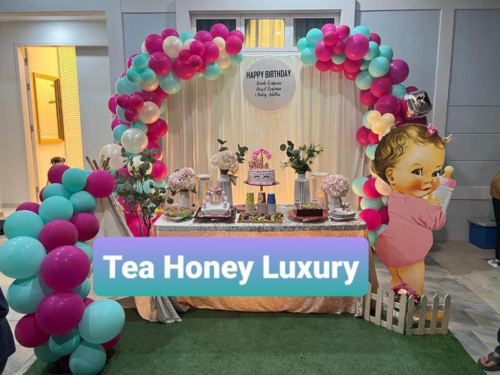 Tea Honey Luxury Villa Malacca Bagian luar foto